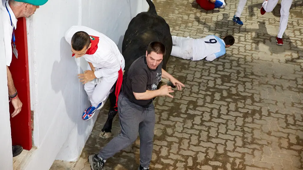 Primer encierro de los Sanfermines 2019 con toros del Puerto de San Lorenzo. IÑIGO ALZUGARAY