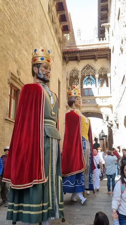 La visita de los Gigantes de Tafallla a Barcelona con motivo de las Fiestas de Sant Josep Oriol. CEDIDA